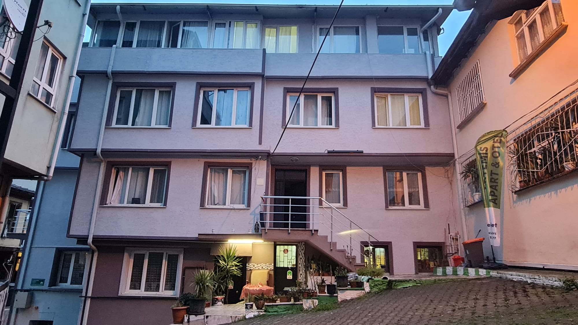Bursa'da Merkezde Apart Oteller